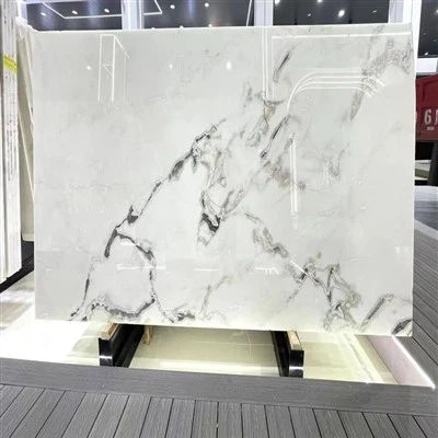 Fendi White Marble - dokonalá fúzia luxusu a prírody